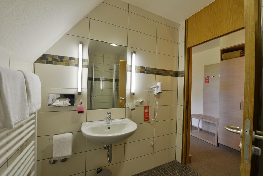 Tagungszentrum Schmerlenbach Hösbach المظهر الخارجي الصورة