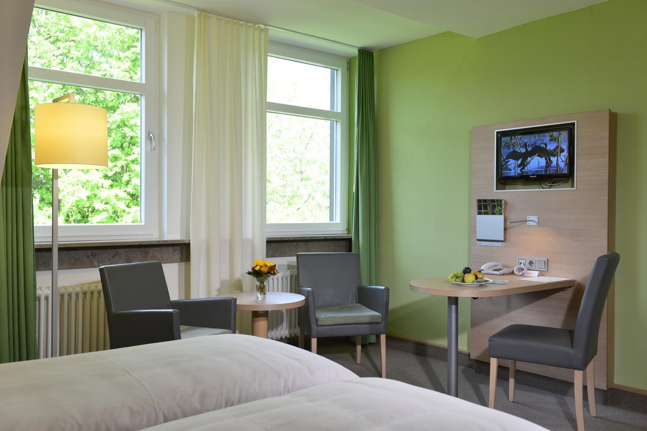 Tagungszentrum Schmerlenbach Hösbach المظهر الخارجي الصورة